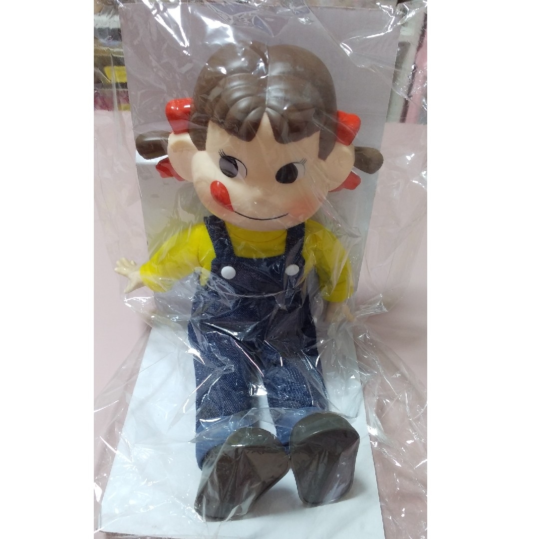 不二家 - おすわりペコちゃん2体セット バースデーとデニムの 不二家 - おすわりペコちゃん2体セット バースデーとデニムの