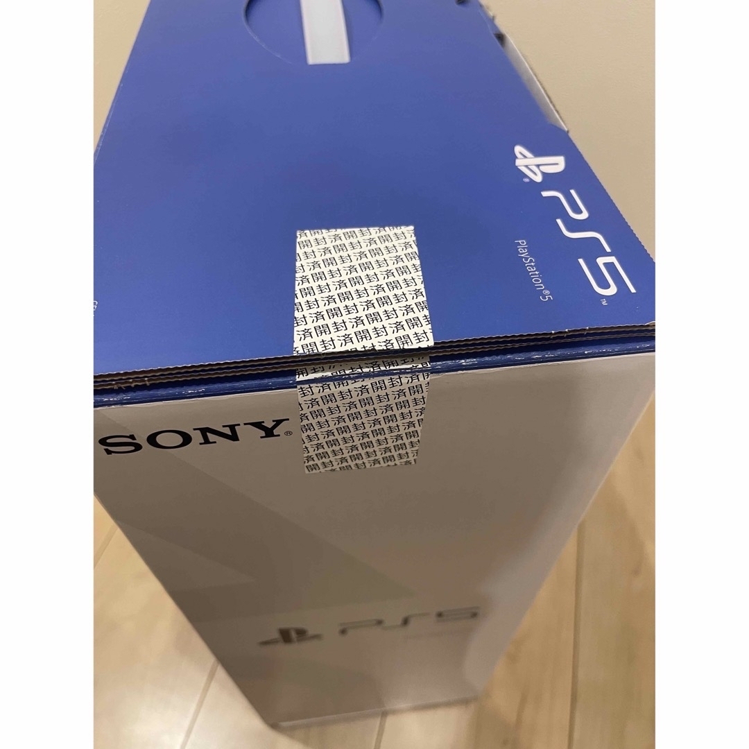 SONY(ソニー)のSONY PlayStation5 PS5 本体　中古 エンタメ/ホビーのゲームソフト/ゲーム機本体(家庭用ゲーム機本体)の商品写真
