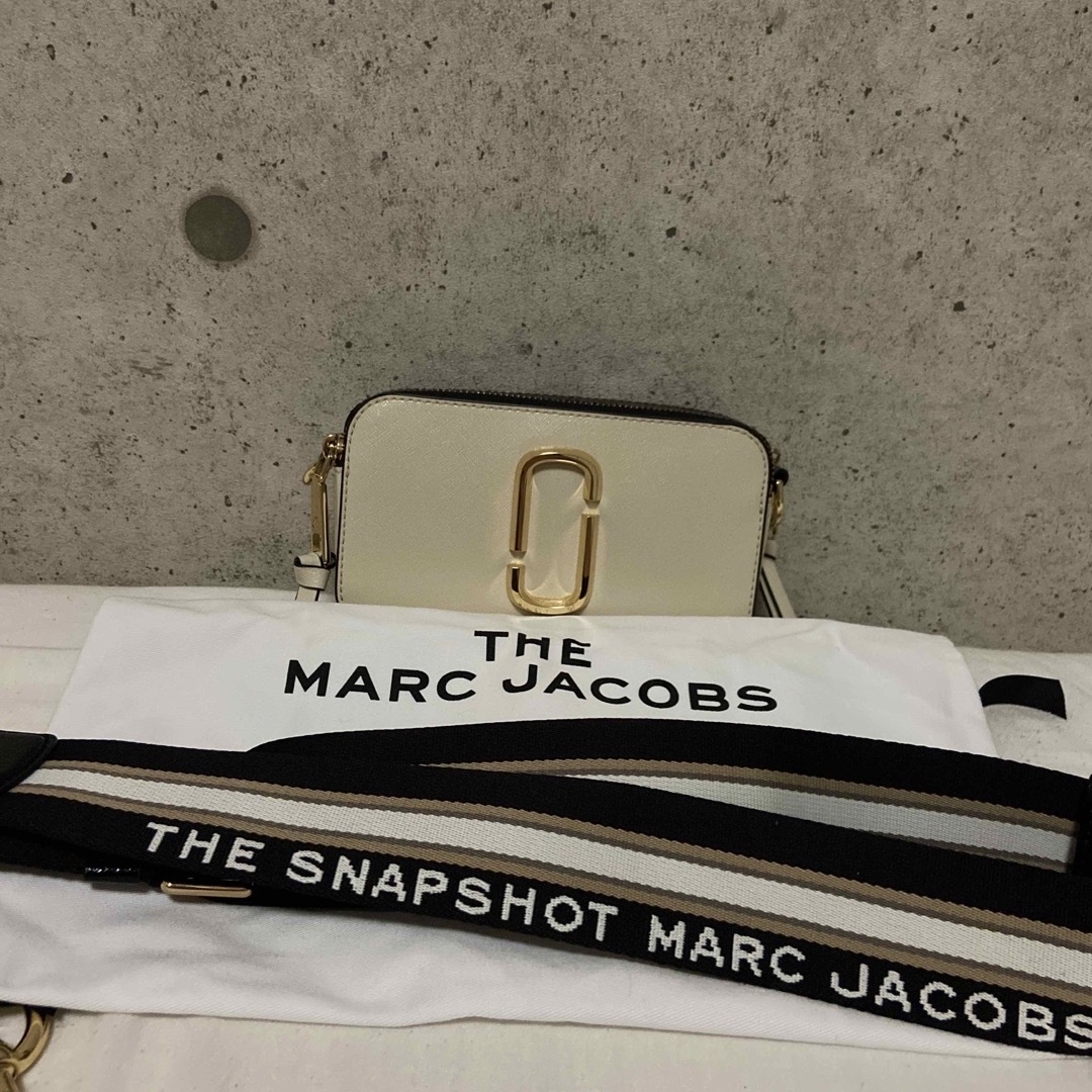 レディースMARC JACOBS マークジェイコブス　スナップショット　ショルダーバッグ