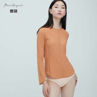 ユニクロ(UNIQLO)のUNIQLO mame kurogouchi シアークルーネックT ブラウン(Tシャツ(長袖/七分))