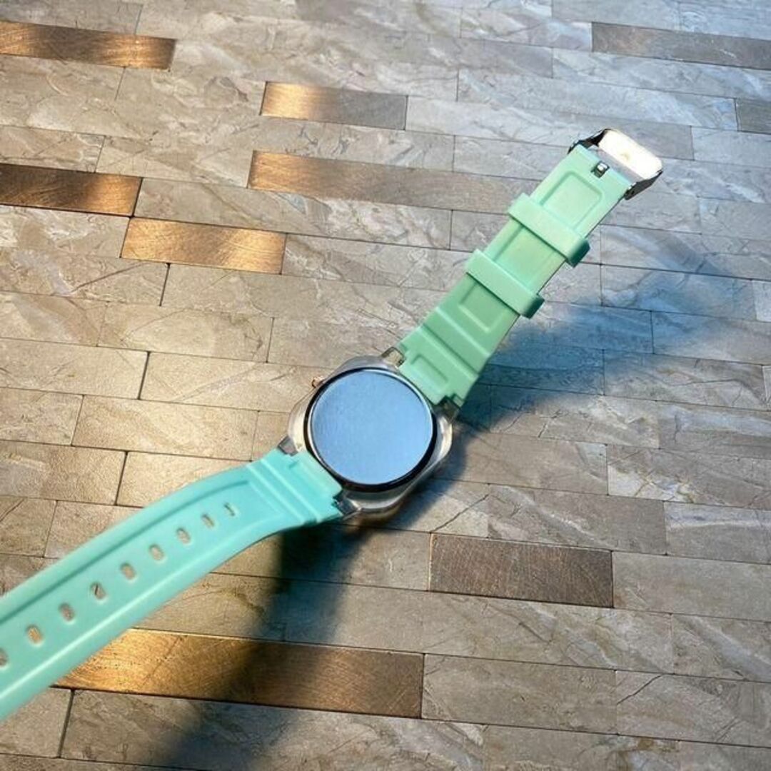 2022超人気 グリーンカラーのおしゃれな新作レディース腕時計 カジュアルなクォーツ時計