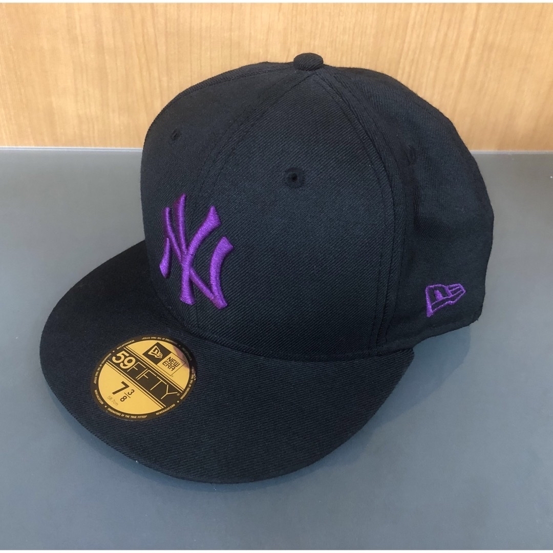 NEW ERA(ニューエラー)のNEWERA ニューエラ 59FIFTY NYヤンキース バイザー裏刺繍あり メンズの帽子(キャップ)の商品写真