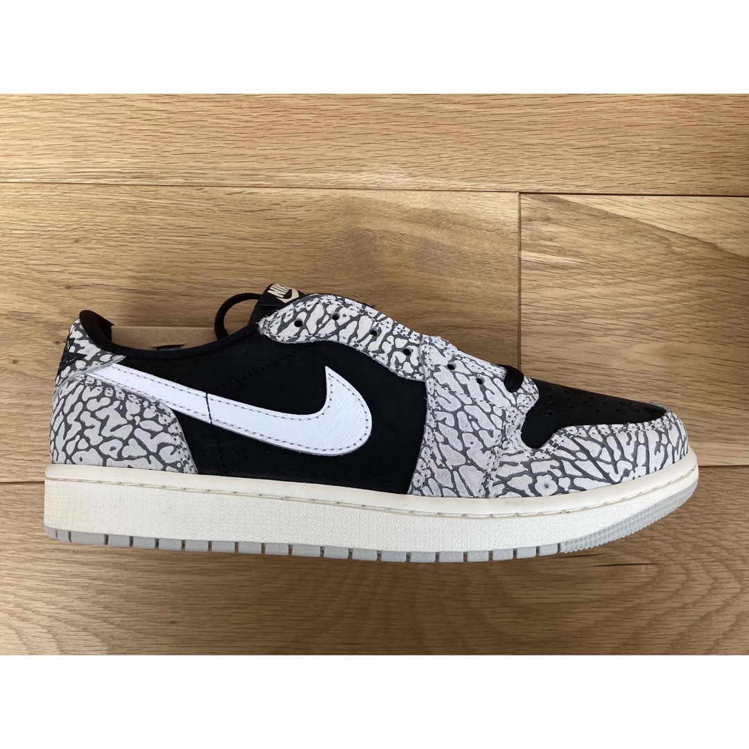 NIKE(ナイキ)のNike Air Jordan 1 Retro Low OG  メンズの靴/シューズ(スニーカー)の商品写真