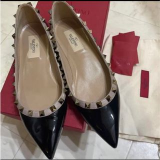 VALENTINO ヴァレンティノ　スタッズ　フラットシューズ　パンプス　美品