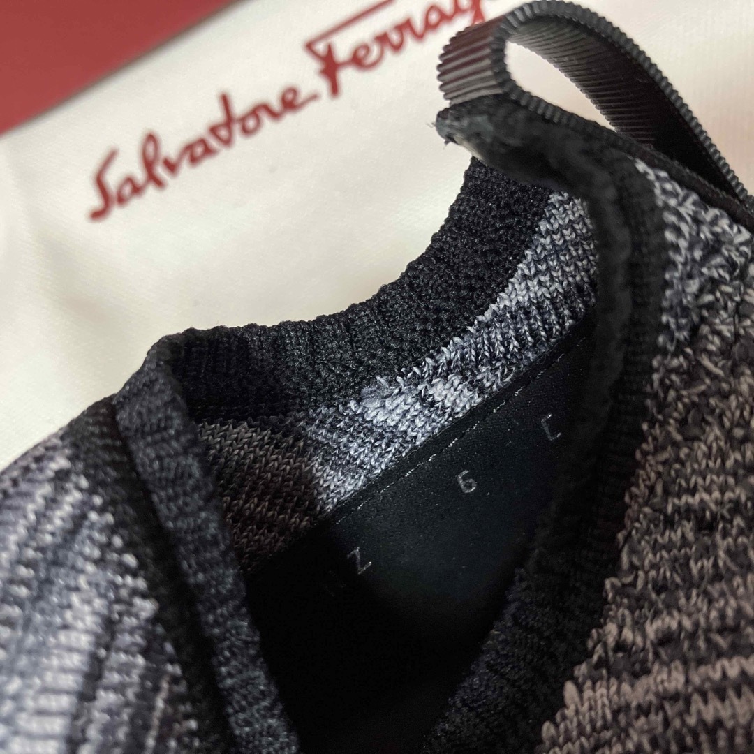 Salvatore Ferragamo(サルヴァトーレフェラガモ)のSALVATORE FERRAGAMO フェラガモ　スニーカー　Leather レディースの靴/シューズ(スニーカー)の商品写真