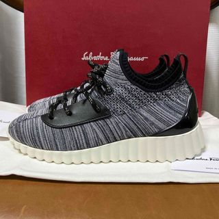 SALVATORE FERRAGAMO フェラガモ スニーカー Leather