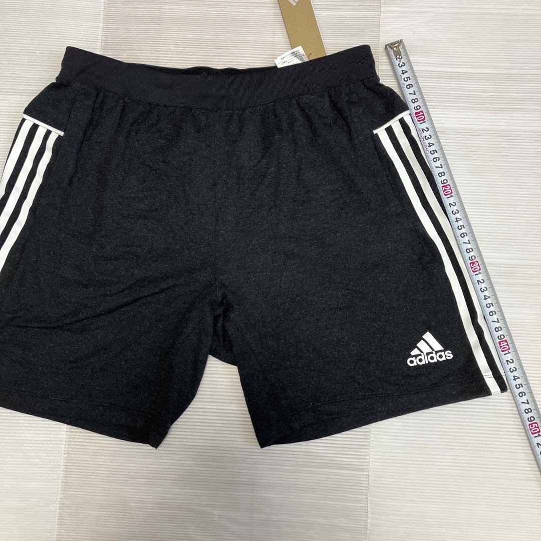 adidas(アディダス)の送料無料 新品 adidas 野球 ハーフパンツ プレーヤー 3ストライプスXO メンズのパンツ(ショートパンツ)の商品写真