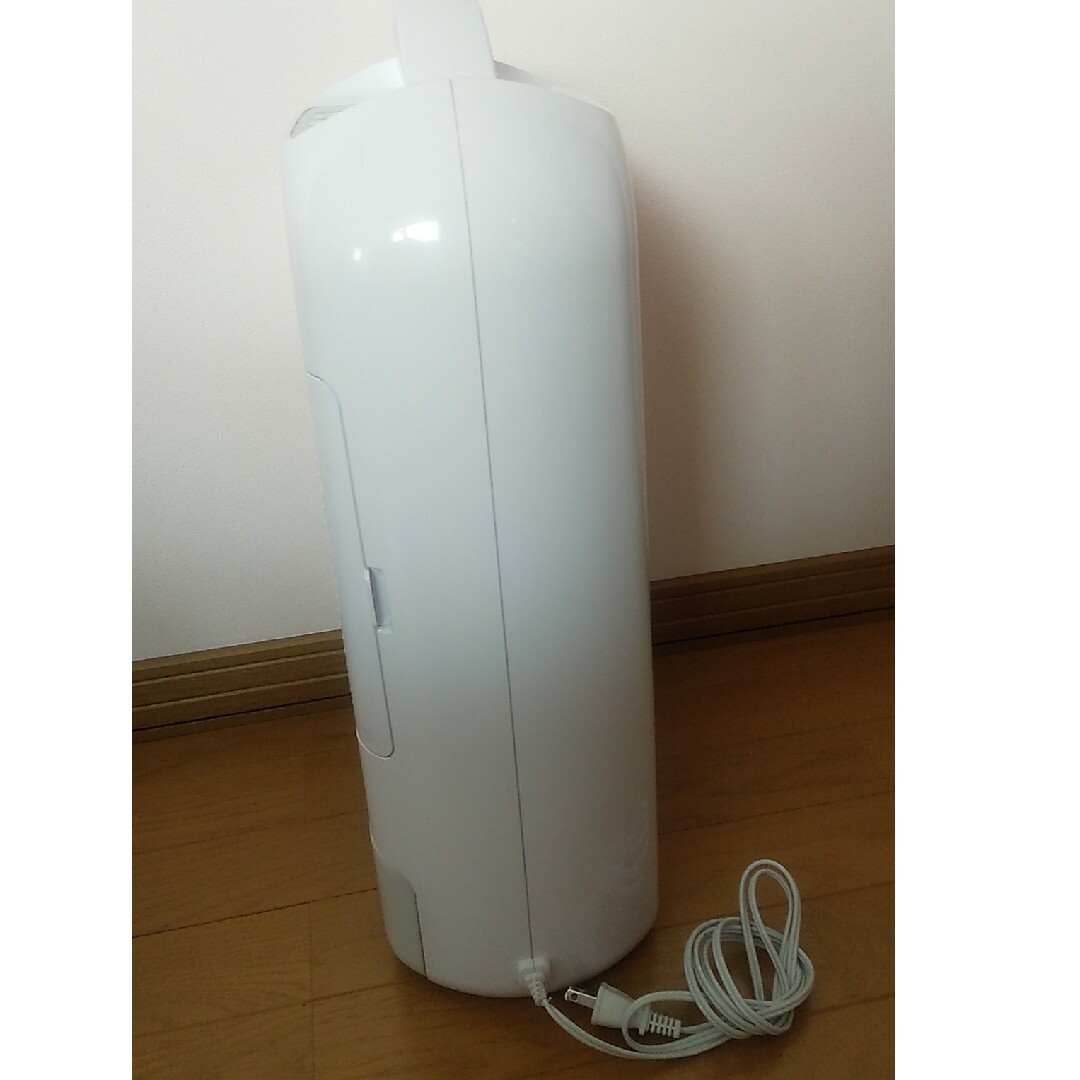 アイリスオーヤマ(アイリスオーヤマ)のIRIS 衣類乾燥除湿機 IJD-H20-A スマホ/家電/カメラの生活家電(衣類乾燥機)の商品写真