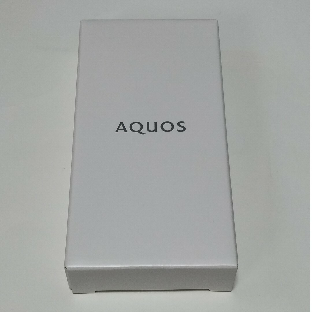 AQUOS(アクオス)のSHARP AQUOS sense7 plus A208SH ブラック未使用新品 スマホ/家電/カメラのスマートフォン/携帯電話(スマートフォン本体)の商品写真
