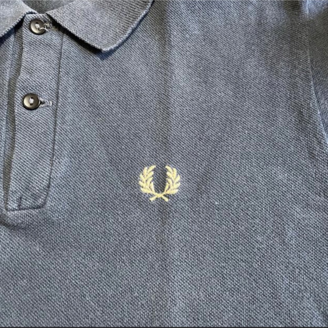 FRED PERRY(フレッドペリー)のFRED PERRY ポロシャツ メンズ　80年代　ブラック　英国製　38 古着 メンズのトップス(ポロシャツ)の商品写真