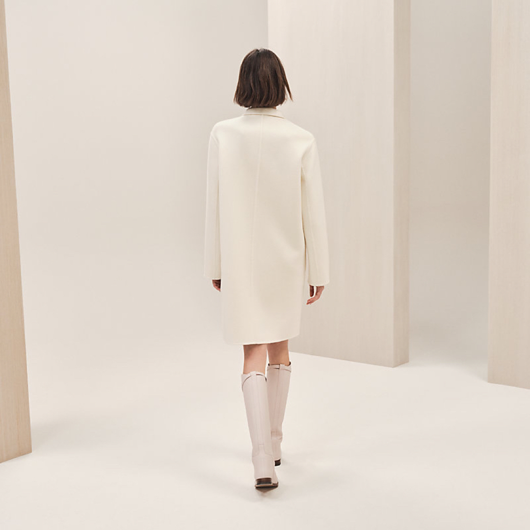 HERMES - 【新品未使用】エルメス 2023秋冬 カシミヤコート 白 HERMES - 【新品未使用】エルメス 2023秋冬 カシミヤコート 白