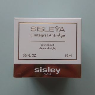 シスレー(Sisley)のシスレイヤ インテグラル (デイ&ナイトクリーム) sisley(フェイスクリーム)