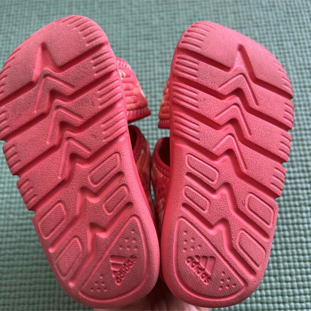 adidas(アディダス)のadidas サンダル　13㎝ キッズ/ベビー/マタニティのベビー靴/シューズ(~14cm)(サンダル)の商品写真