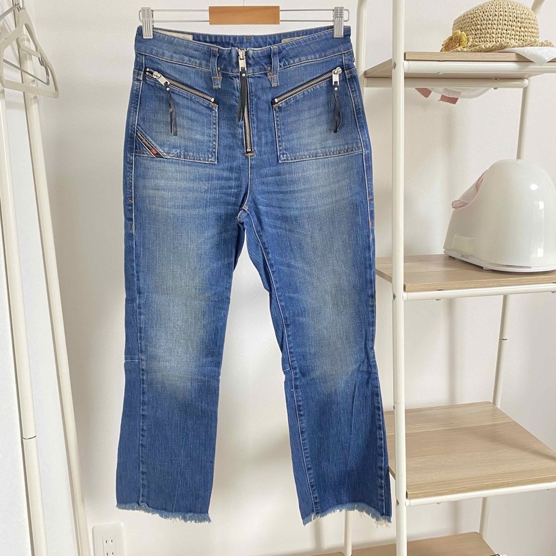 DIESEL(ディーゼル)のディーゼル★デニム★D-EARLIE  SLIM HIGH WAIST レディースのパンツ(デニム/ジーンズ)の商品写真