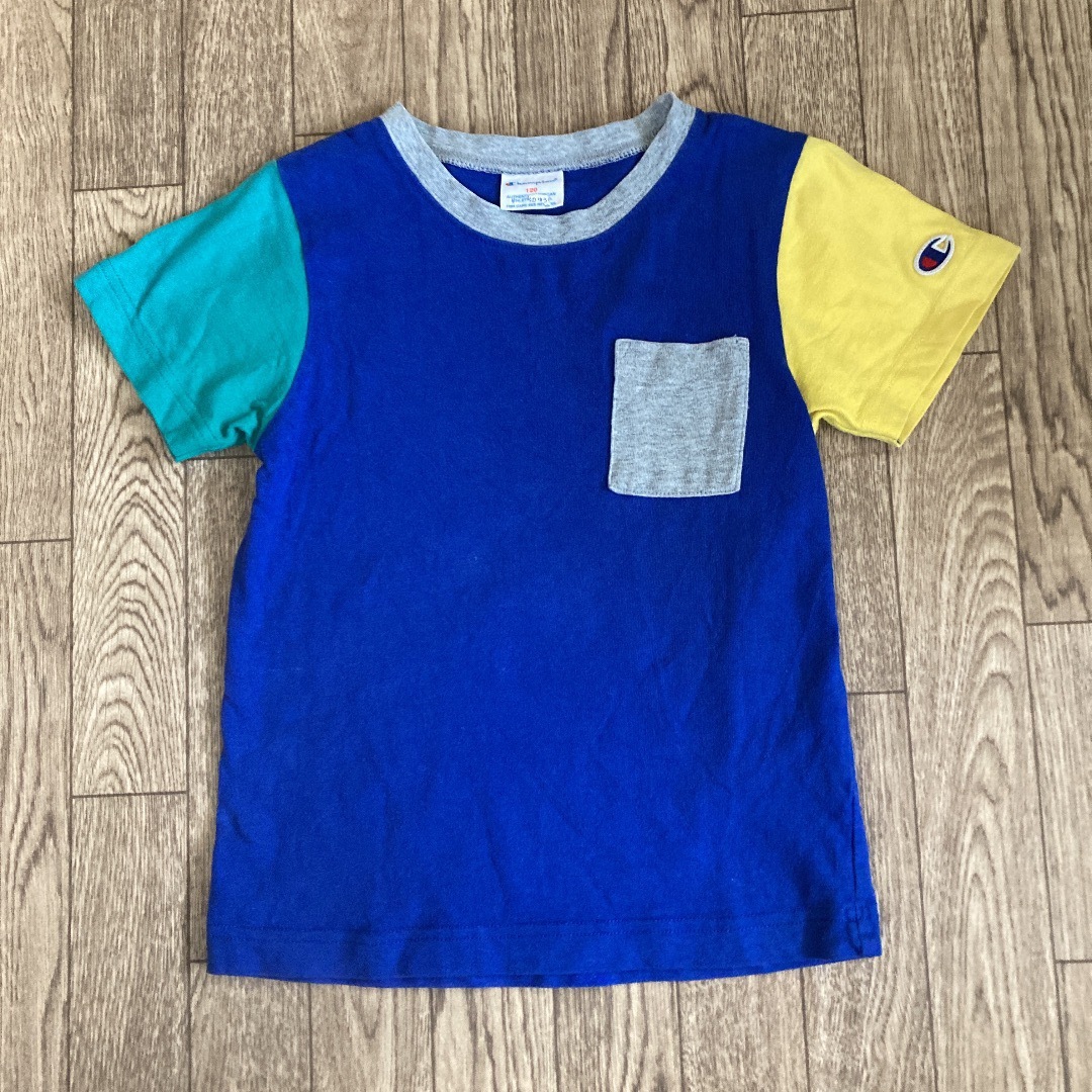 Champion(チャンピオン)のチャンピオン  Tシャツ　110 120 キッズ/ベビー/マタニティのキッズ服男の子用(90cm~)(Tシャツ/カットソー)の商品写真