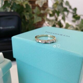 ティファニー(Tiffany & Co.)のティファニー　バゲットカットダイヤモンドリング　11号　k18ゴールド(リング(指輪))