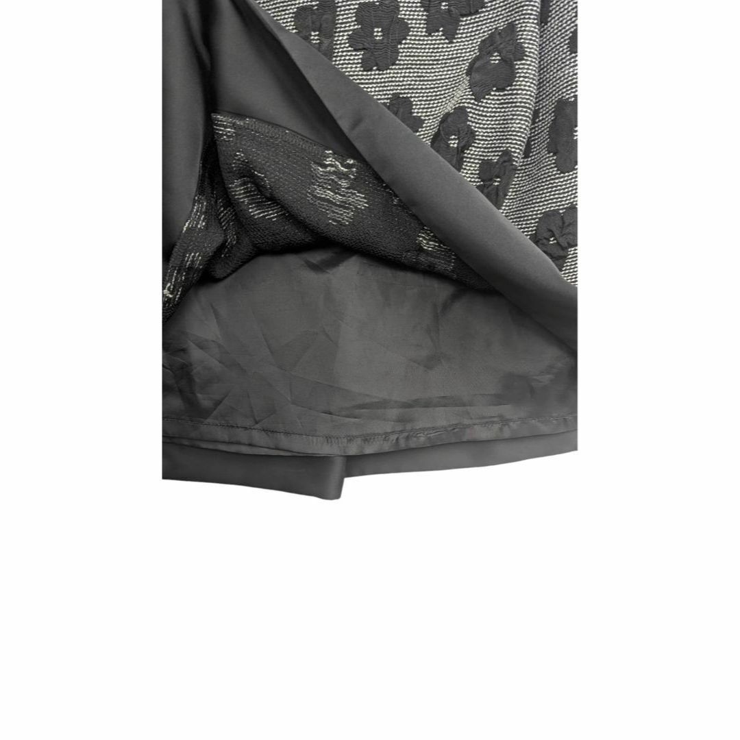 GALLERY VISCONTI(ギャラリービスコンティ)の【美品】ギャラリービスコンティ GALLERY VISCONTI 花柄 スカート レディースのスカート(ひざ丈スカート)の商品写真
