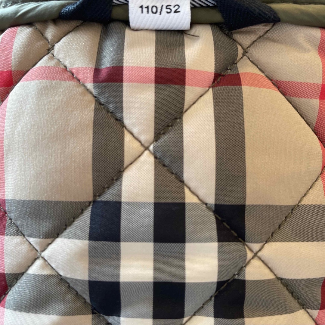 BURBERRY(バーバリー)のBURBERRY＊バーバリー＊キルティングコート＊フード＊キッズ＊3Y＊98cm キッズ/ベビー/マタニティのキッズ服女の子用(90cm~)(コート)の商品写真