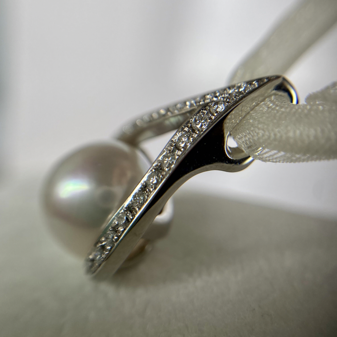 pt900    上品に美しい   真珠   ダイヤモンド   ペンダントトップ レディースのアクセサリー(ネックレス)の商品写真