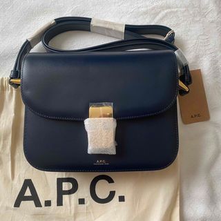 アーペーセー(A.P.C)の【新品未使用】A.P.C 本革ショルダーバッグ(ショルダーバッグ)