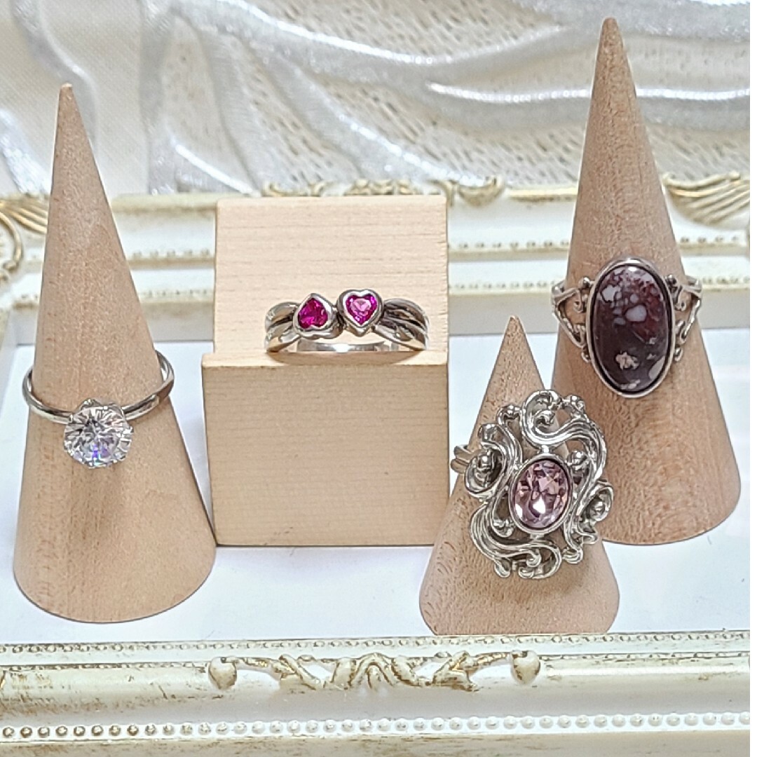 👑リング４点セット レディースのアクセサリー(リング(指輪))の商品写真