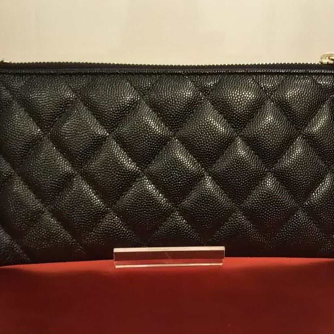 CHANEL(シャネル)のシャネル マトラッセ ゴールド金具 キャビアスキン ポーチ スリムウォレット レディースのファッション小物(財布)の商品写真