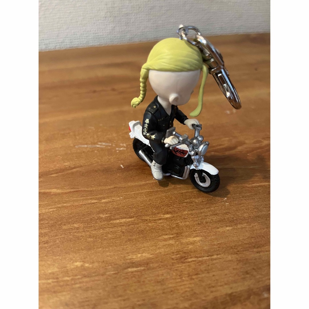 東京リベンジャーズ ドラケン フィギュアキーホルダーバイクの 東京リベンジャーズ ドラケン フィギュアキーホルダーバイクの