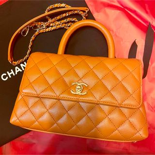 シャネル(CHANEL)の【週末価格】シャネル ココハンドル XS 24 マロン ベージュ 2021(ハンドバッグ)