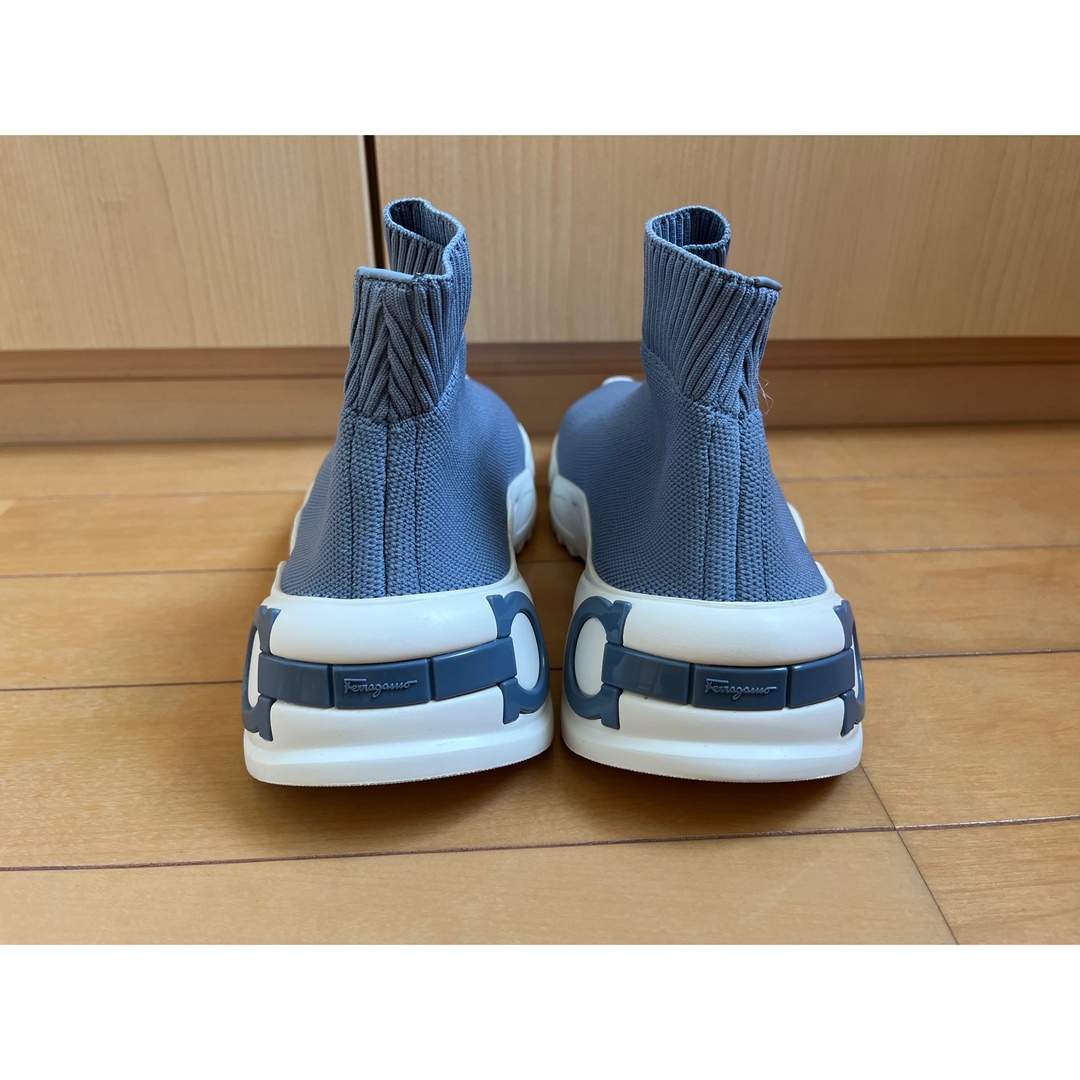 Ferragamo - フェラガモ スニーカー 23 新品未使用の通販 by ことり's Ferragamo - フェラガモ スニーカー 23 新品未使用の通販 by ことり's