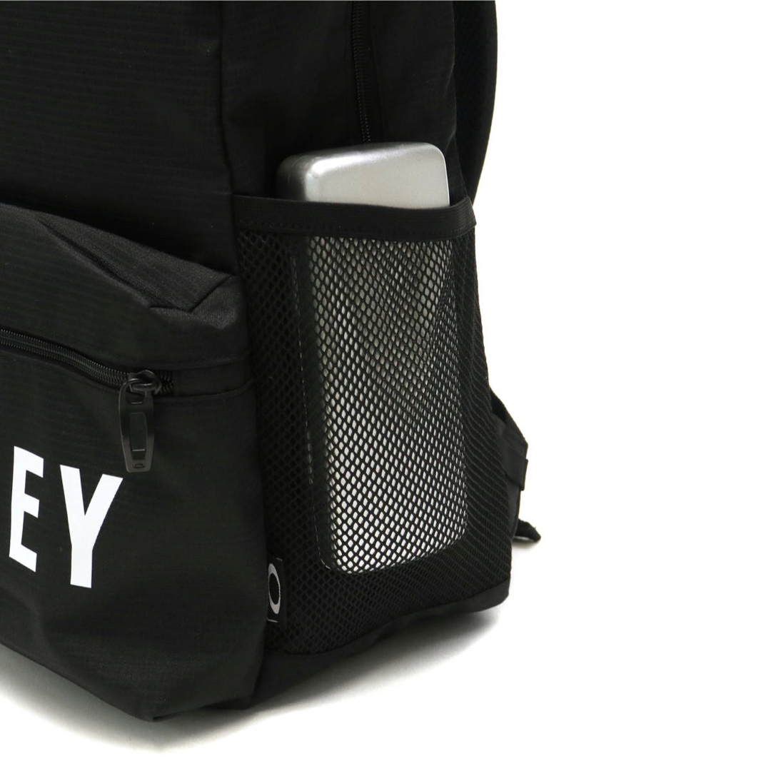 Oakley(オークリー)のOAKLEY Essential Day Pack 5.0 バックパック メンズのバッグ(バッグパック/リュック)の商品写真