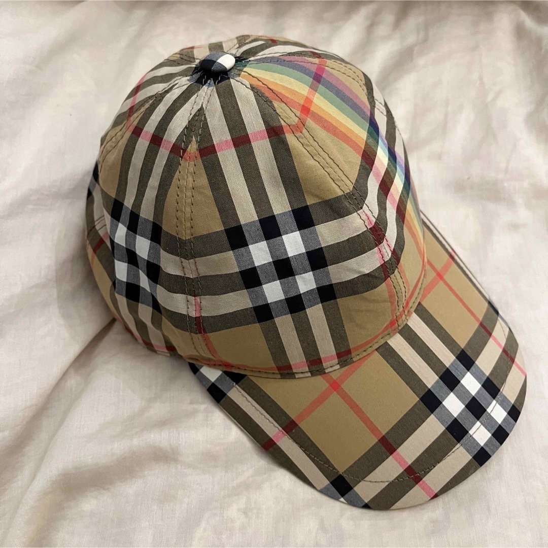 BURBERRY(バーバリー)のBurberry レインボーチェックベースボールキャップ レディースの帽子(キャップ)の商品写真