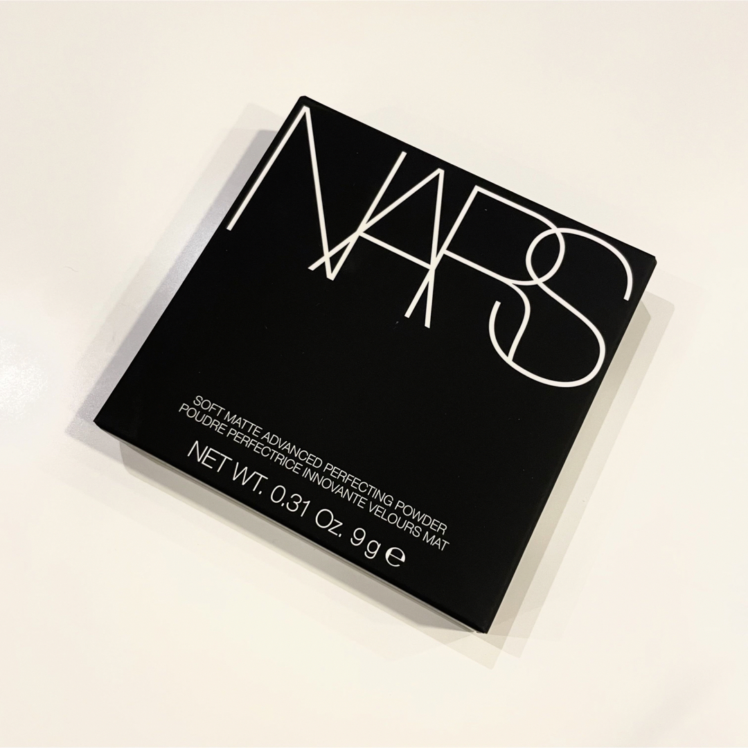 NARS(ナーズ)の【新品未使用】NARS ソフトマットアドバンスト　パーフェクティングパウダー コスメ/美容のベースメイク/化粧品(フェイスパウダー)の商品写真