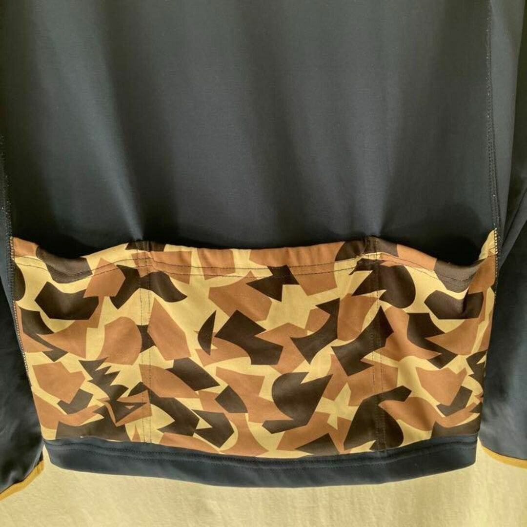 大人気☆ MOUNTAIN MARTIAL ARTS多ポケット フードカットソーS