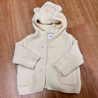 ベビーギャップ(babyGAP)のbabyGAP クマ耳カーディガン　3−6month(カーディガン/ボレロ)