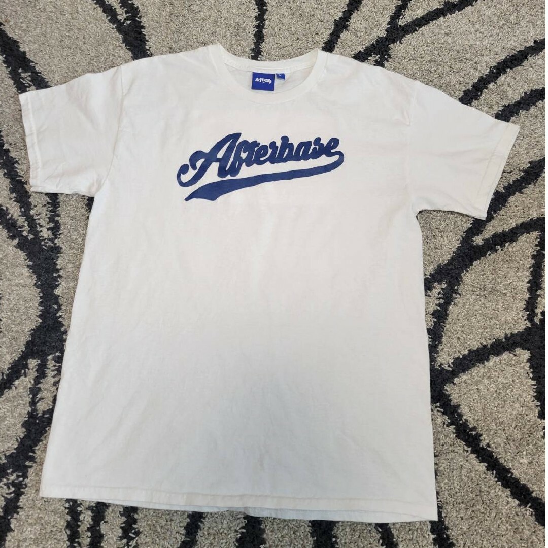 AFTERBASE(アフターベース)のアフターベース　ティーシャツ メンズのトップス(Tシャツ/カットソー(半袖/袖なし))の商品写真