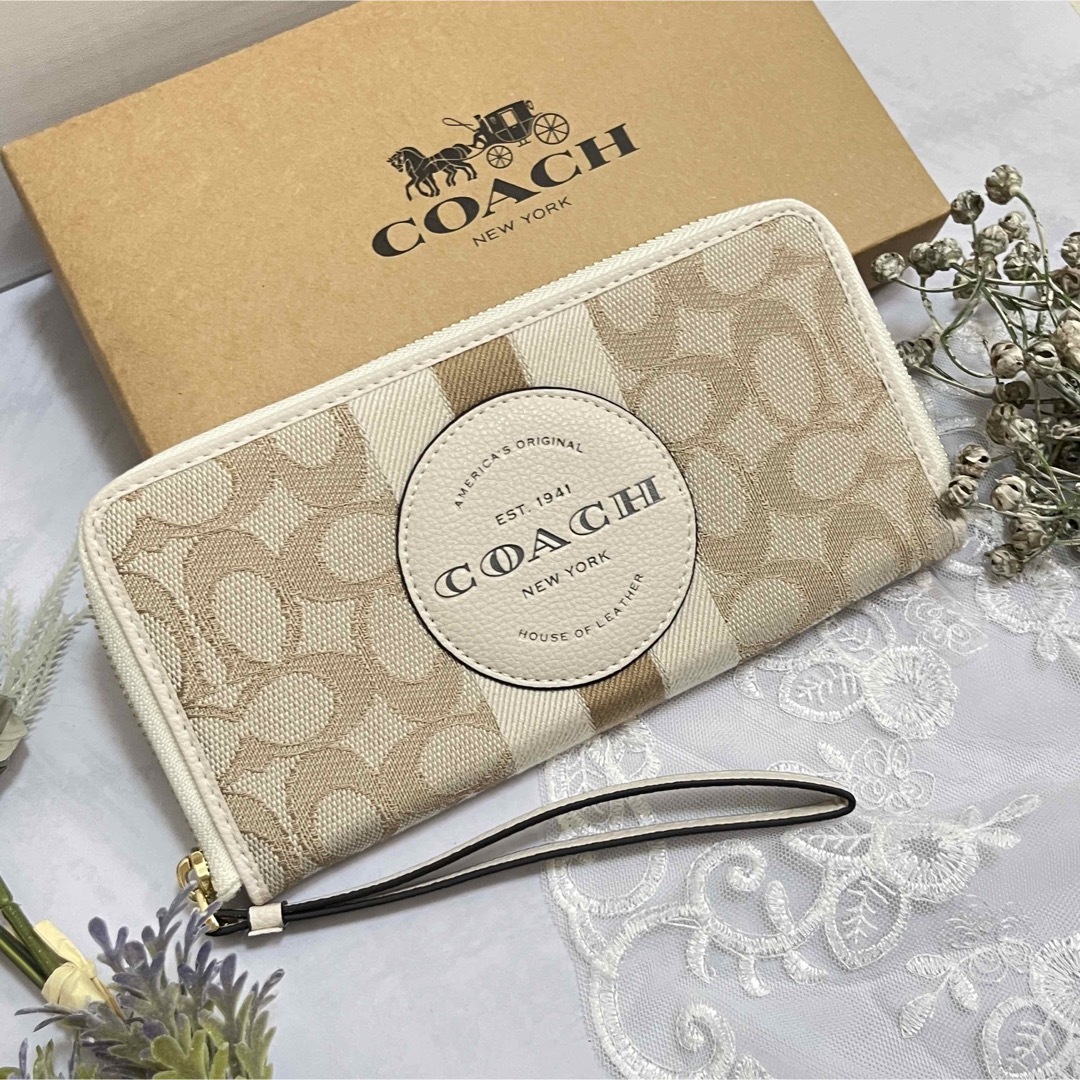 COACH - コーチ coach 財布 長財布 ホワイト ベージュ 新品未使用 の