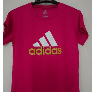 アディダス(adidas)のアディダスTシャツ(Tシャツ(半袖/袖なし))