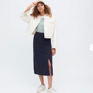 ユニクロ(UNIQLO)のUNIQLO ストレッチダブルフェイススリットスカート Mサイズ(ひざ丈スカート)