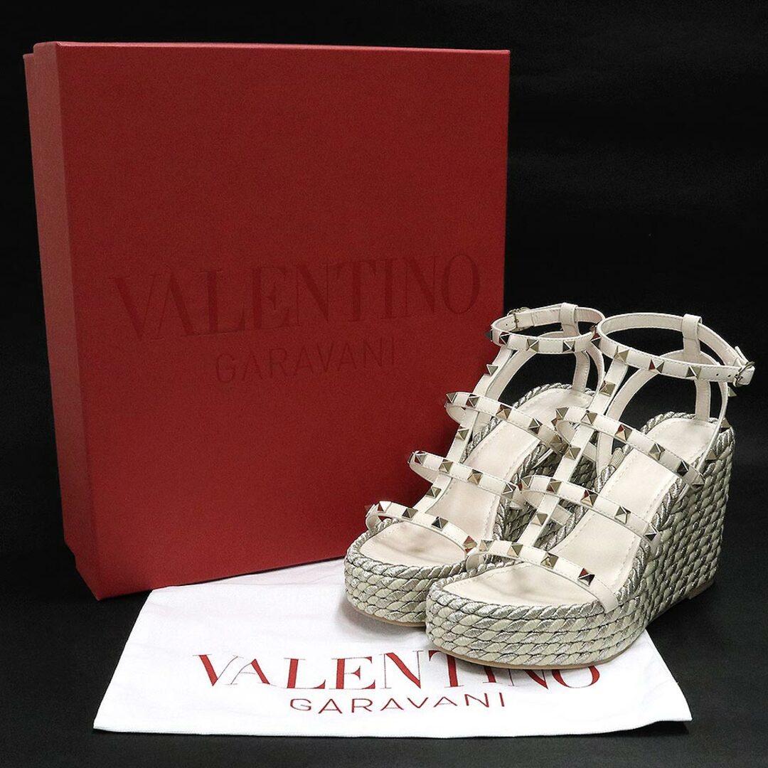 VALENTINO ヴァレンティノガラヴァーニ  スタッズ サンダル