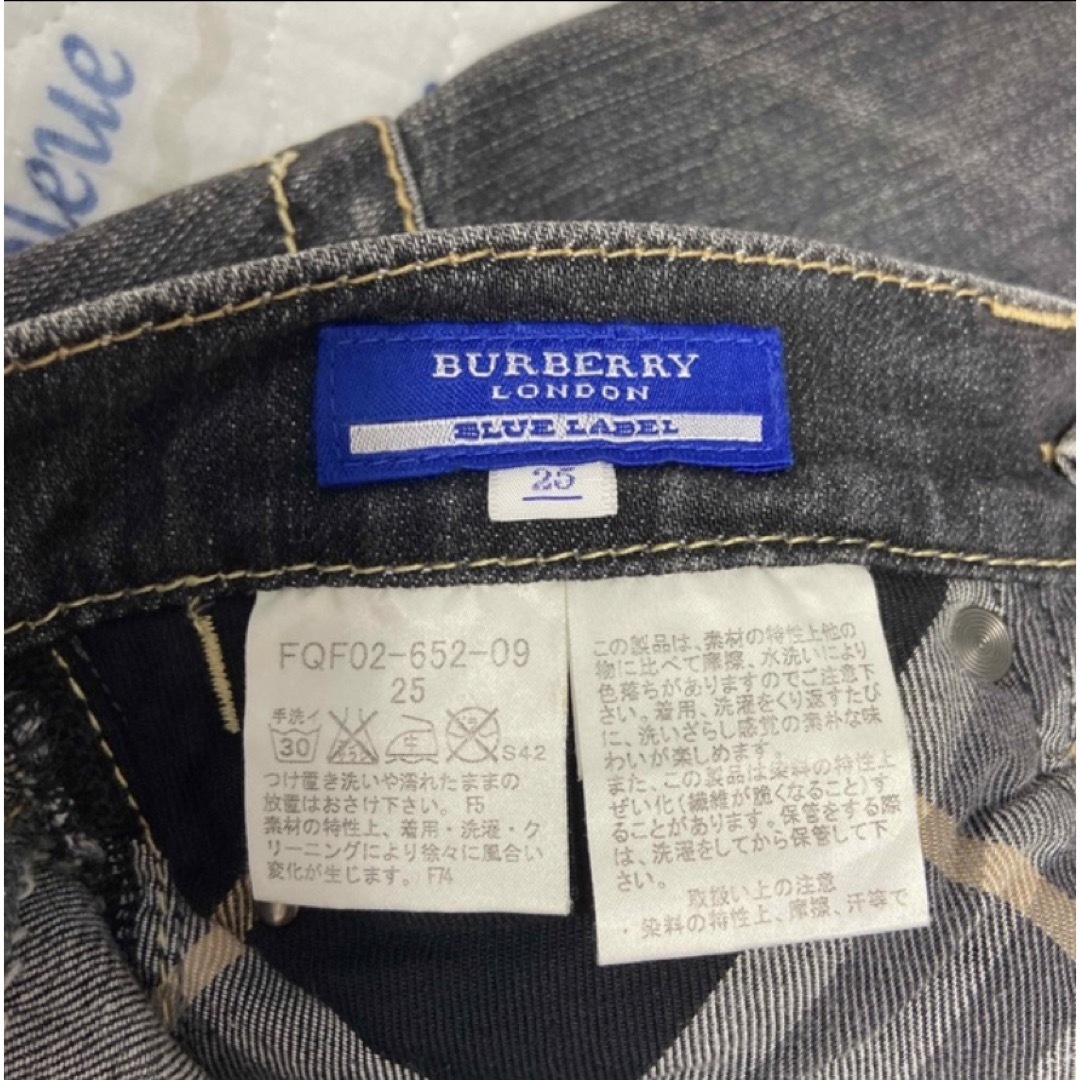 BURBERRY BLUE LABEL(バーバリーブルーレーベル)のバーバリーブルーレーベル✴︎デニム レディースのパンツ(デニム/ジーンズ)の商品写真