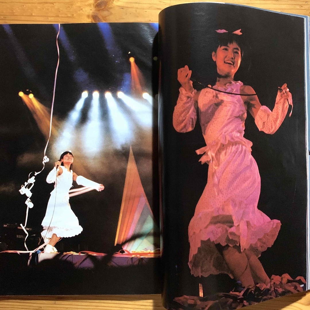 雑誌 SHAGAKU 【写楽 11月号/ 1984年】 『表紙:一世風靡セピア 雑誌 SHAGAKU 【写楽 11月号/ 1984年】 『表紙:一世風靡セピア