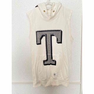 トミー(TOMMY)のTOMMY ノースリーブ　パーカー(カットソー(半袖/袖なし))