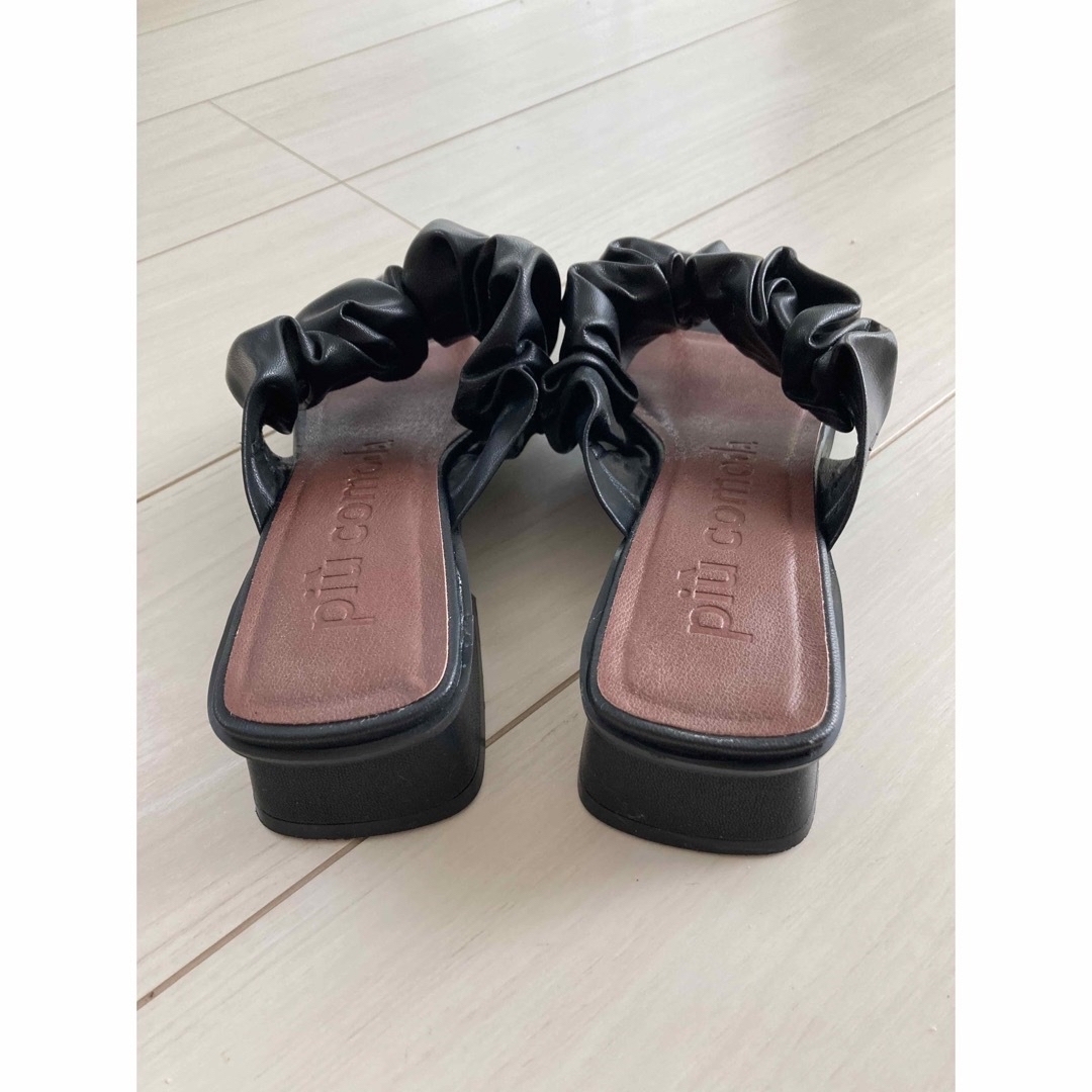 ROSE BUD - 美品✨ローズバッド piu comoda のトングサンダルの ROSE BUD - 美品✨ローズバッド piu comoda のトングサンダルの