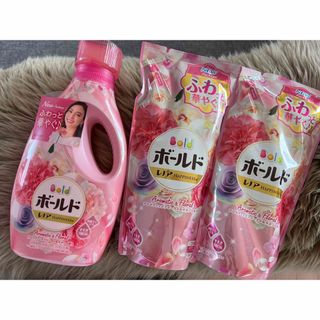 ピーアンドジー(P&G)のボールド　レノアハピネス⭐︎アロマティックフローラル＆サボンの香り(洗剤/柔軟剤)