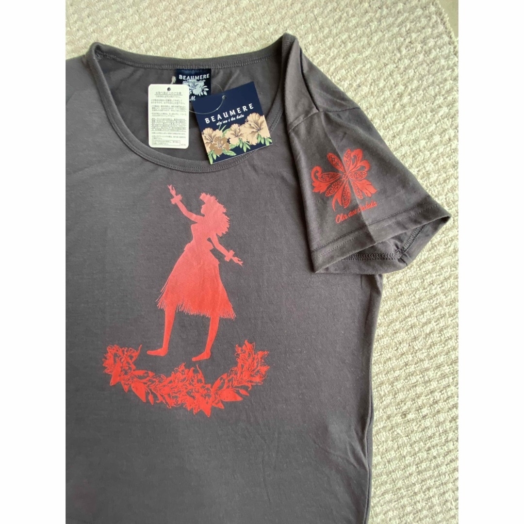 フラダンス　T シャツ グレー 新品未使用 レディースのトップス(Tシャツ(半袖/袖なし))の商品写真