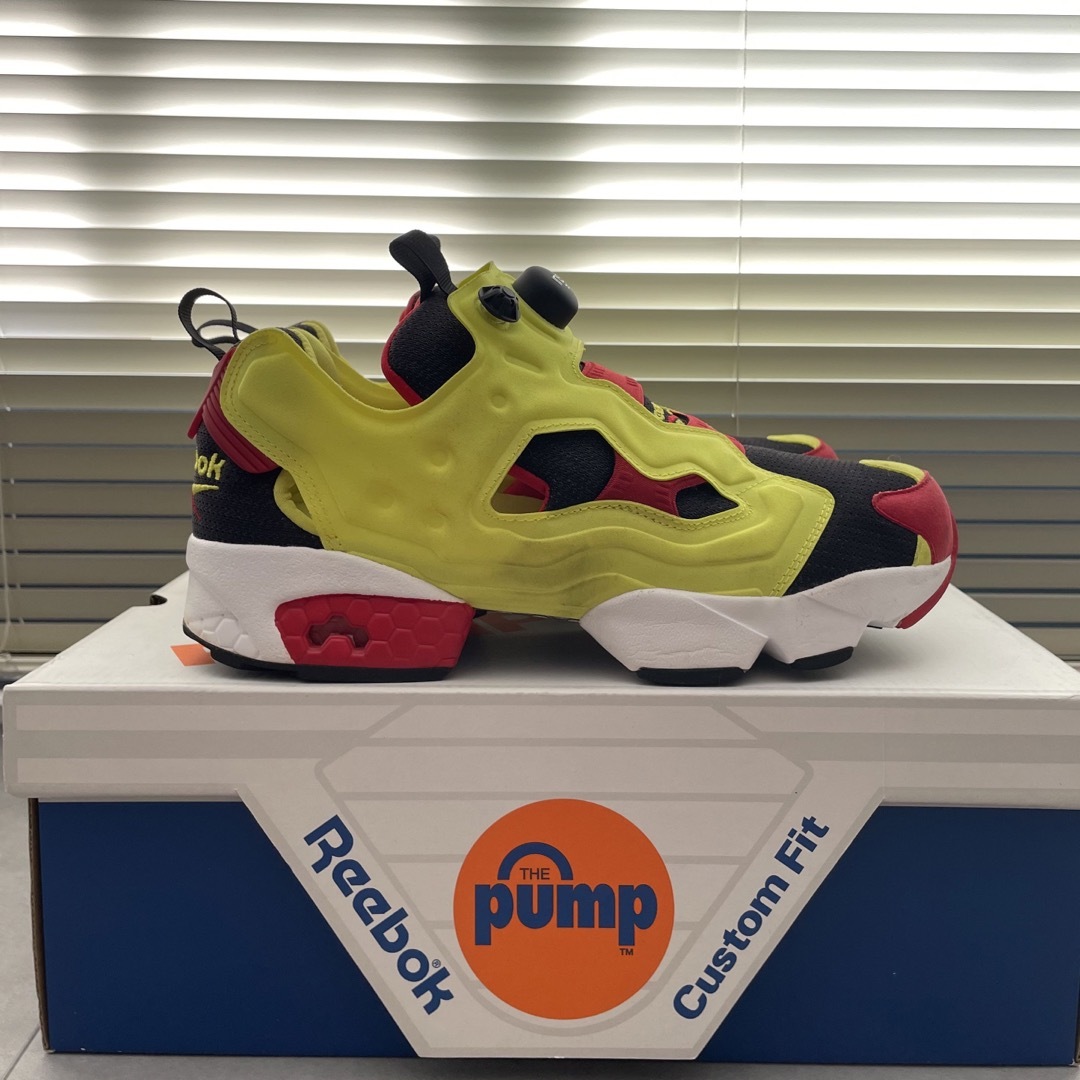 Reebok(リーボック)のReebok Instapump Fury OG メンズの靴/シューズ(スニーカー)の商品写真