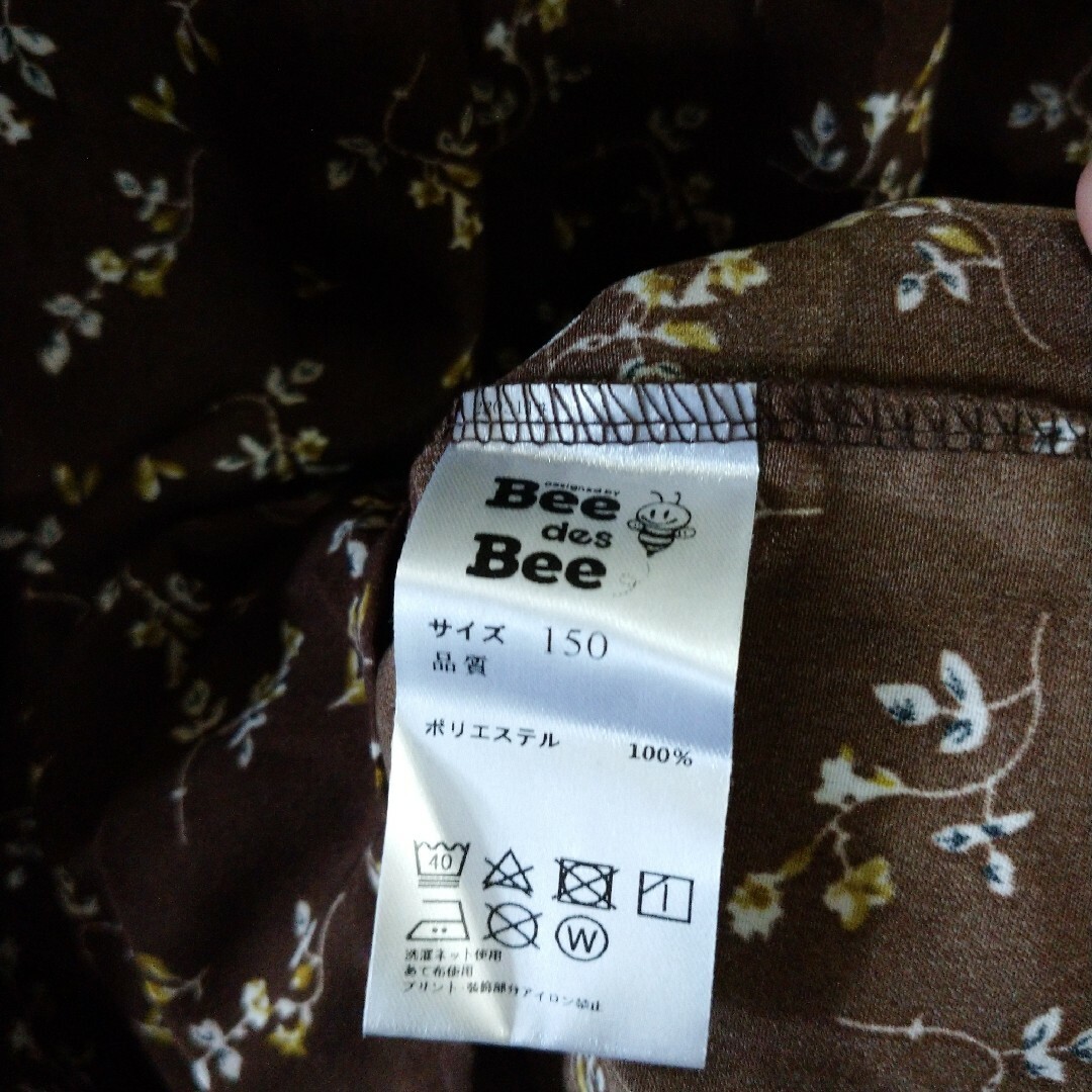 未使用 韓国子供服Bee 150cm長袖小花柄ワンピース キッズ/ベビー/マタニティのキッズ服女の子用(90cm~)(ワンピース)の商品写真