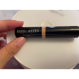 ボビイブラウン(BOBBI BROWN)のボビイブラウン スキン コンシーラー スティック 04 クールサンド(コンシーラー)