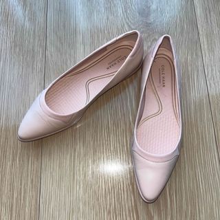 コールハーン(Cole Haan)の【ジューーーン様専用】コールハーン　ピンクベージュ　フラットシューズ　サイズ７(バレエシューズ)