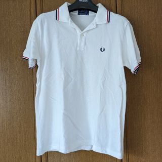 フレッドペリー(FRED PERRY)のフレッドペリー　半袖ポロシャツ ワンポイントロゴ　刺繍　O L 白色 ライン(ポロシャツ)